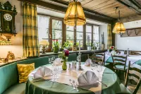 Hotel Restaurant Krone & Wellness - Schopfheim - breakfast