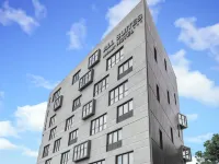 ออล สวีทส์ อพาร์ตโฮเทล | บอร์กโดซ์ เซนเตอร์ การ์ โรงแรมใกล้L'Eglise Sainte-Croix