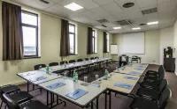 Kyriad Prestige Clermont Ferrand Hotels in Клермон-Ферран