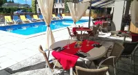 Le Roxane Hotels in Thénac