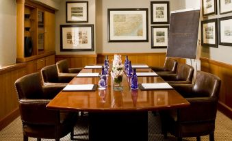 Twelve Apostles Hotel & Spa