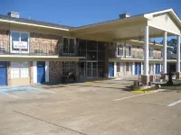 Coachman's Inn Hotels in Magnolia