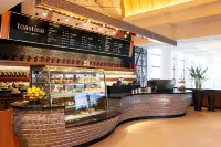 Sheraton Grande Tokyo Bay Hotel Отели в г. Ураясу