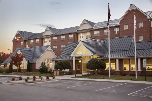 Residence Inn Greensboro Airport - Pet friendly