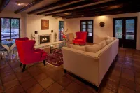 Palacio de Marquesa Hotels in Taos County