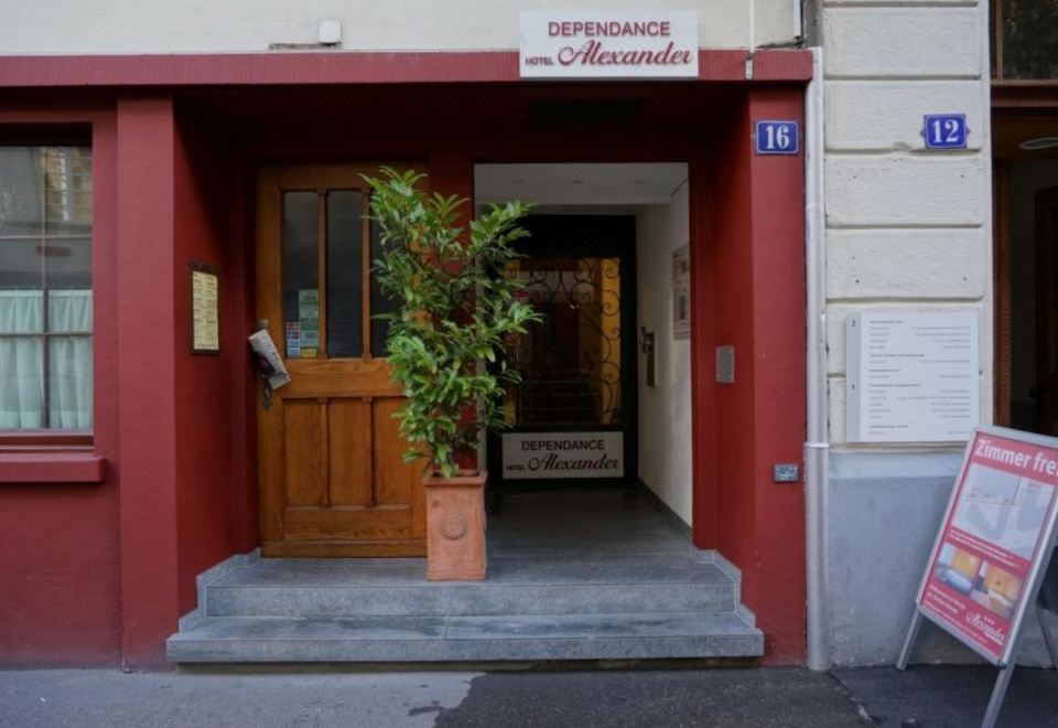 알렉산더 게스트하우스 건물 외관