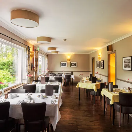 Loch Leven Hotel & Distillery