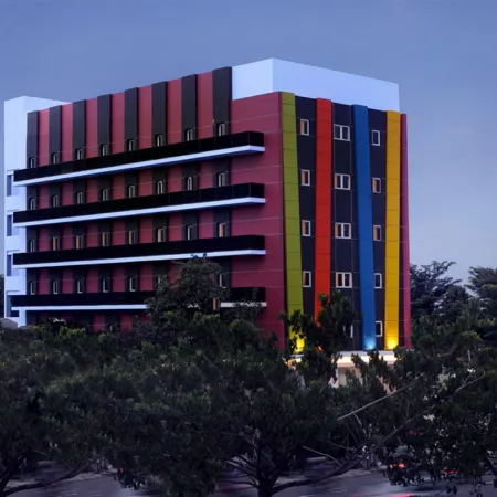 Amaris Hotel Senen Отели рядом с достопримечательностью «Сенен»