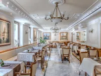 تمارك هوتل فاتيكانو Hotels near تريونفالي