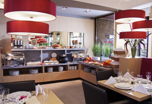 2. 호텔 두나예츠..