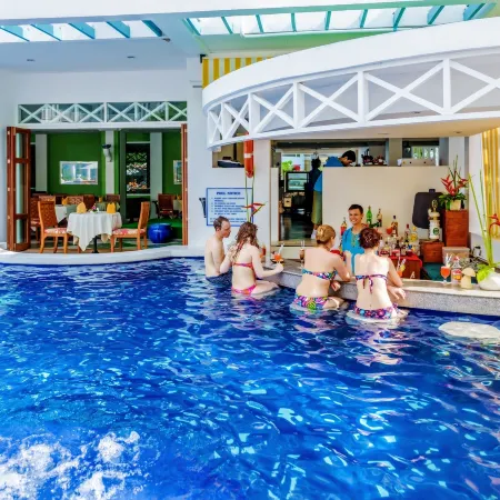 Andaman Seaview Hotel - Karon Beach