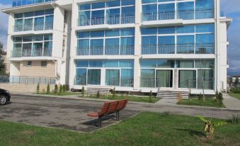 Apartment on Bulvar Nadezhd Apt 118