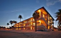Glunz Ocean Beach Hotel and Resort Hotels in Key Colony Beach