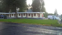 Holiday Lodge Hotels in Port Angeles