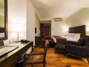 City Garden Grand Hotel