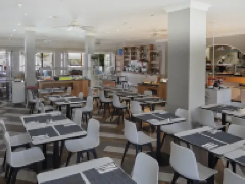 Coral Compostela Beach Golf