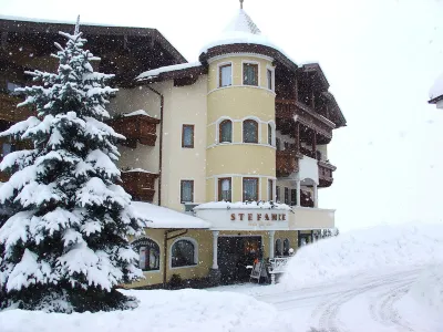 Alpenhotel Stefanie Hotels in der Nähe von Pfarrkirche Hippach