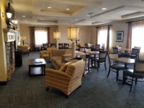 Holiday Inn Express & Suites SIDNEY by IHG