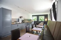 Alpenglühen Smart Hotel Hotels near MCO Music-Center KG