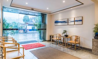 Home Inn Huaxuan Collection Hotel (Enshi Daughter City)