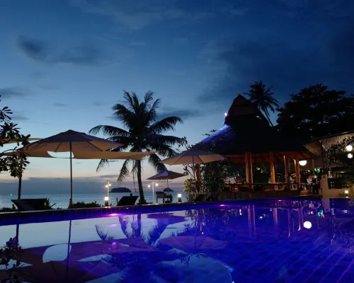 เนเจอร์ บีช รีสอร์ท โรงแรมในเกาะช้าง