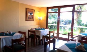 Hotel la Gruta - Housity