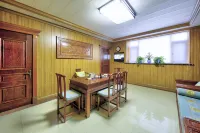 Zhuoyue Hotel Hotel a Yushu
