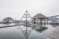 Zuoshe Linghai Boutique Hotel