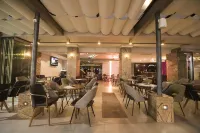 Mistral Hotel