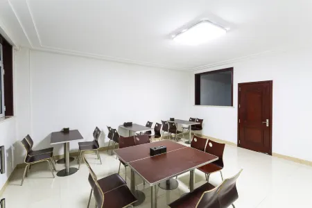 Dongfang Business Hotel Отели в г. Шуочжоу