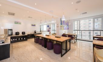 Lavande Hotel (Xi'an Daming Palace Wanda Yujiazhai Subway Station)