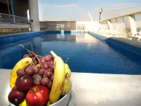 Hotel Metropol - Rooftop Pools