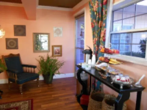 Victorian Inn Hotels in Sparks