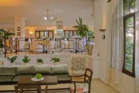Azure Mare Hotel