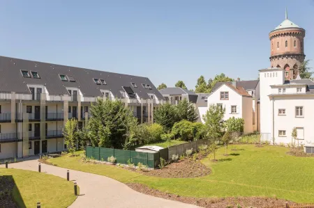 Résidence Pierre & Vacances la Petite Venise Отели рядом с достопримечательностью «Ancienne Douane»