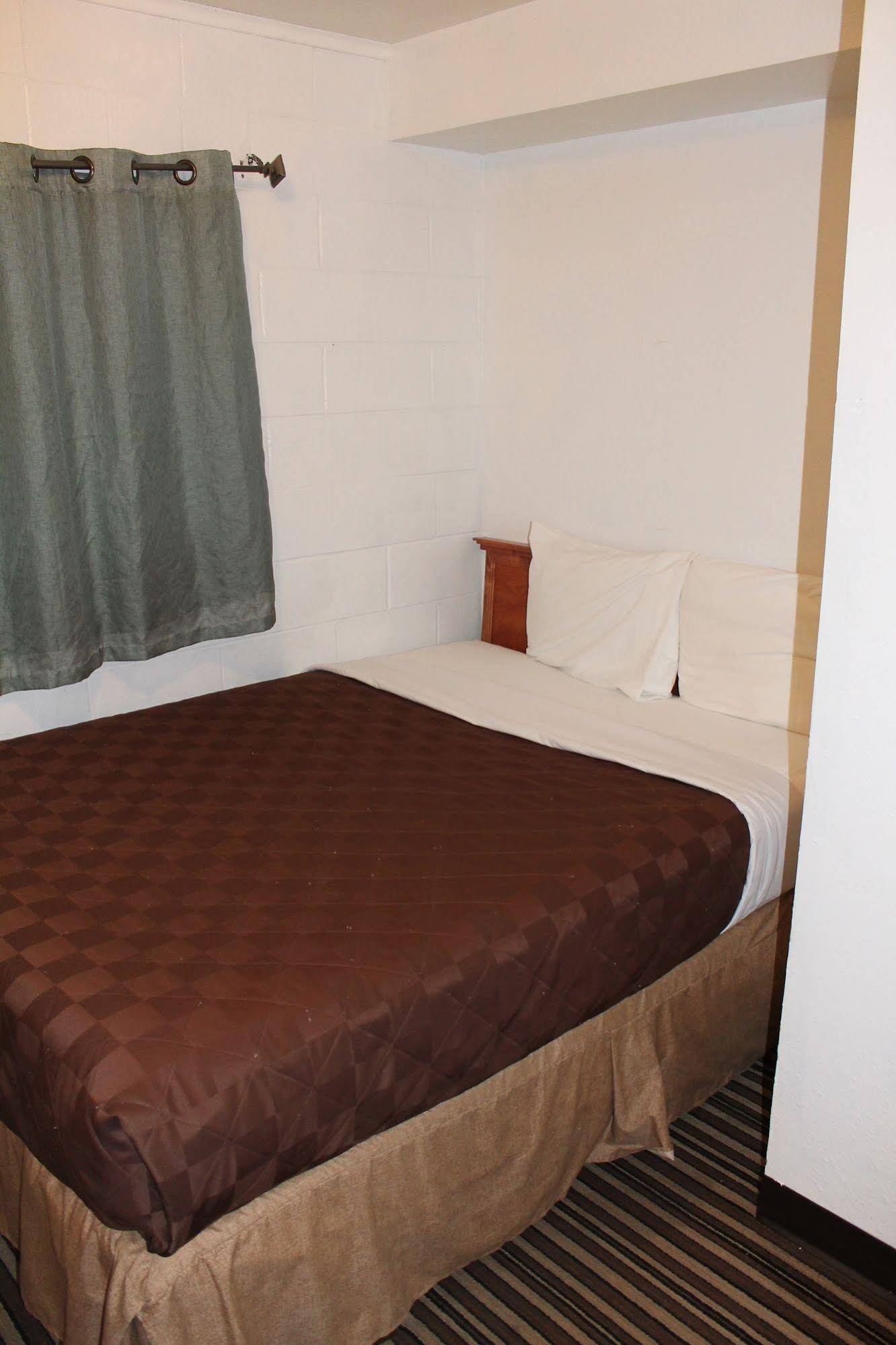 Americas Best Value Inn Boardman