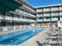 Royal Canadian Motel Hotels in Wildwood