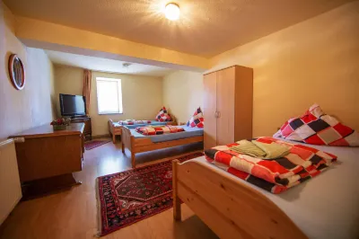 Pizzeria/Hotel Schwan Hotels in der Nähe von Grillhütte Dürwiß