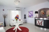 M Hotel - 2 Yıldız