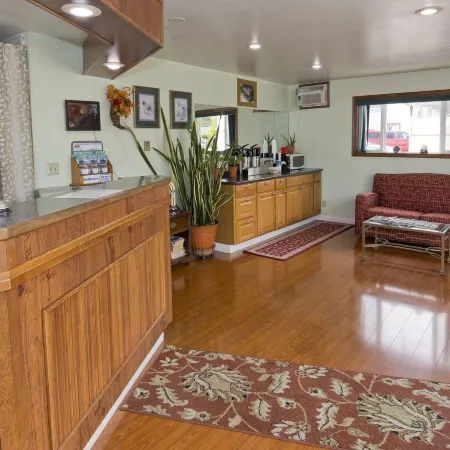 Flagstone Motel
