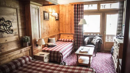 Hotel Altitude Отели рядом с достопримечательностью «Val d'Isère»