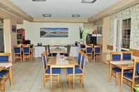 Hotel Orlan Hotel di Samorin