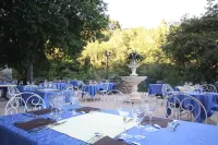 Logis Hôtel Restaurant le Domaine de l'Eau Vive