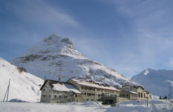 博尼娜豪斯酒店