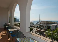 Hotel Aurora - Ocean View