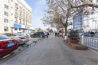 Moyu Hotel - parcheggio