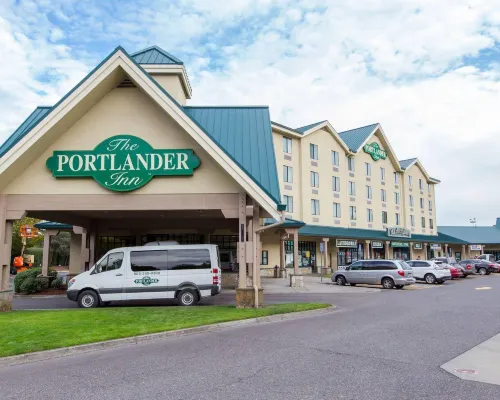 The Portlander Inn and Marketplace Hotels near Alberta Park