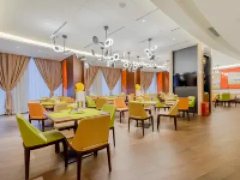 貴陽雲巖噴水池希爾頓歡朋酒店 貴陽酒店