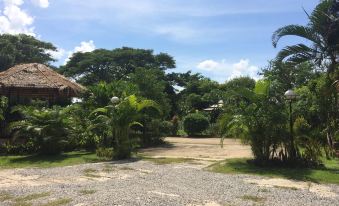 Himawari Restaurant & Cottage