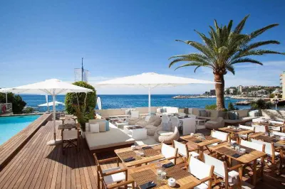 Hotel Zhero فنادق في إِييتاس